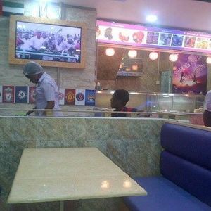 Meet your Posher, Victor